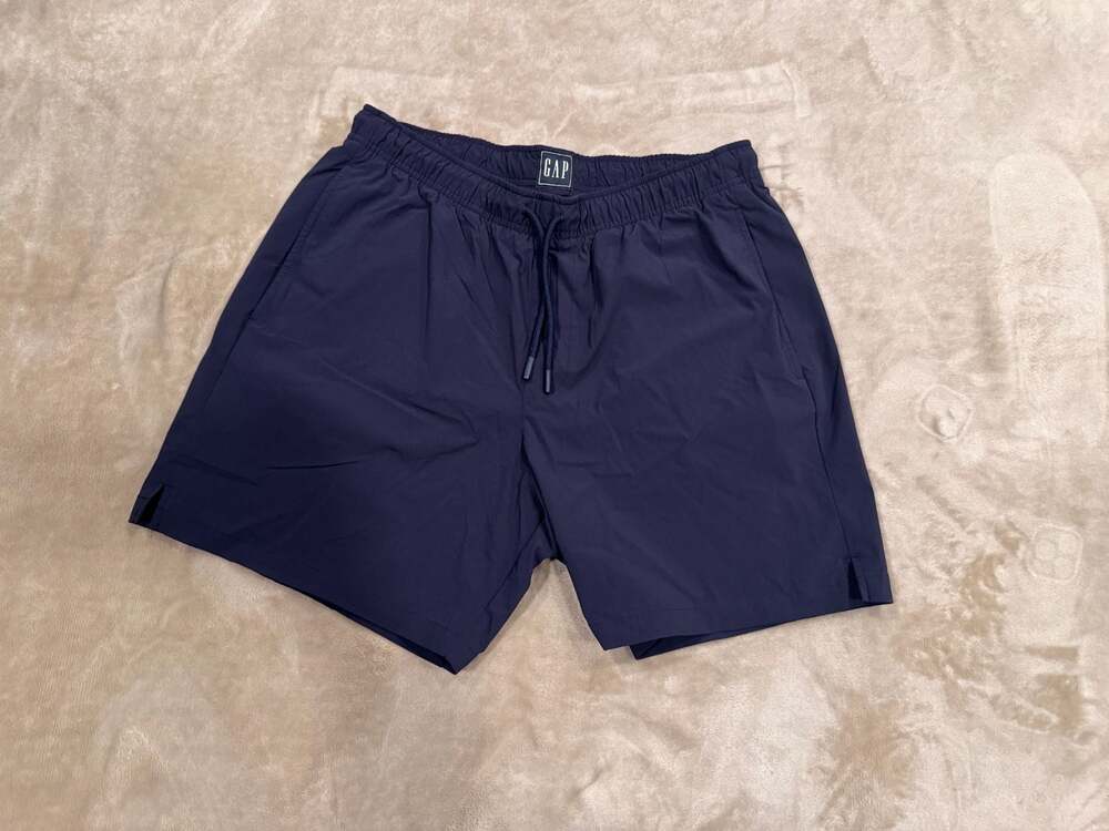 Gap Men’s Navy Blue 7” Swim Trunks Mesh Lined Quick Dry Board Shorts EUC